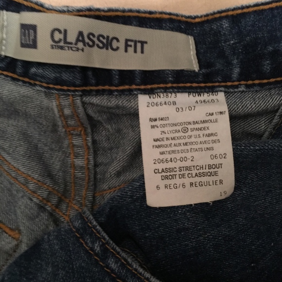 GAP CLASSIC FIT DENIM JEANS - SIZES 6 & 8 - Picture 3 of 4